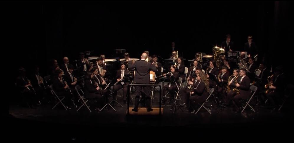 MÚSICA POPULAR DE BANDAS: CONCERTOS E PROCESIÓNS - BANDA DE MÚSICA DE AS PONTES