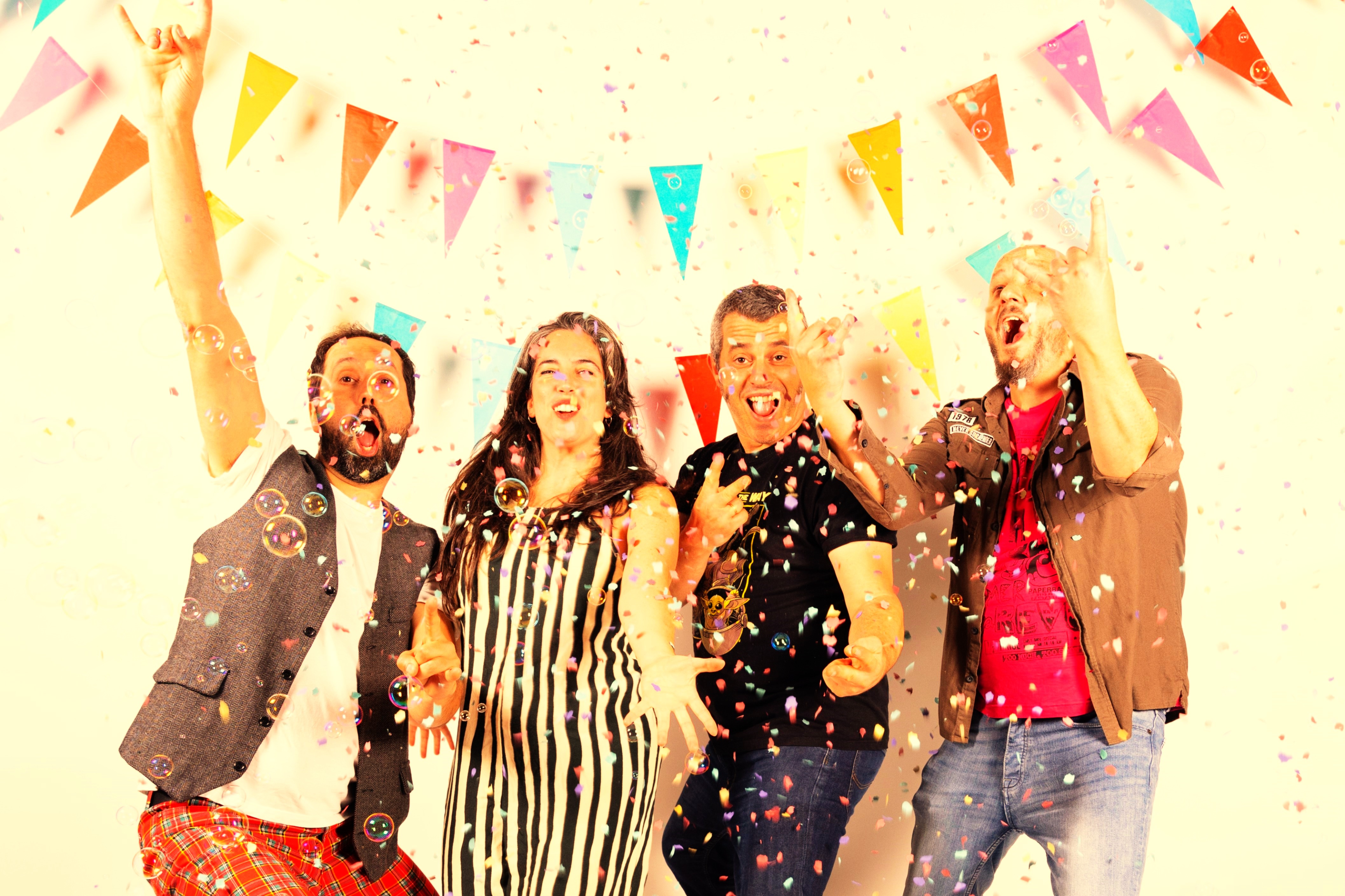 PARABÉNS PARA NÓS - X ANIVERSARIO DA GRAMOLA GOMINOLA