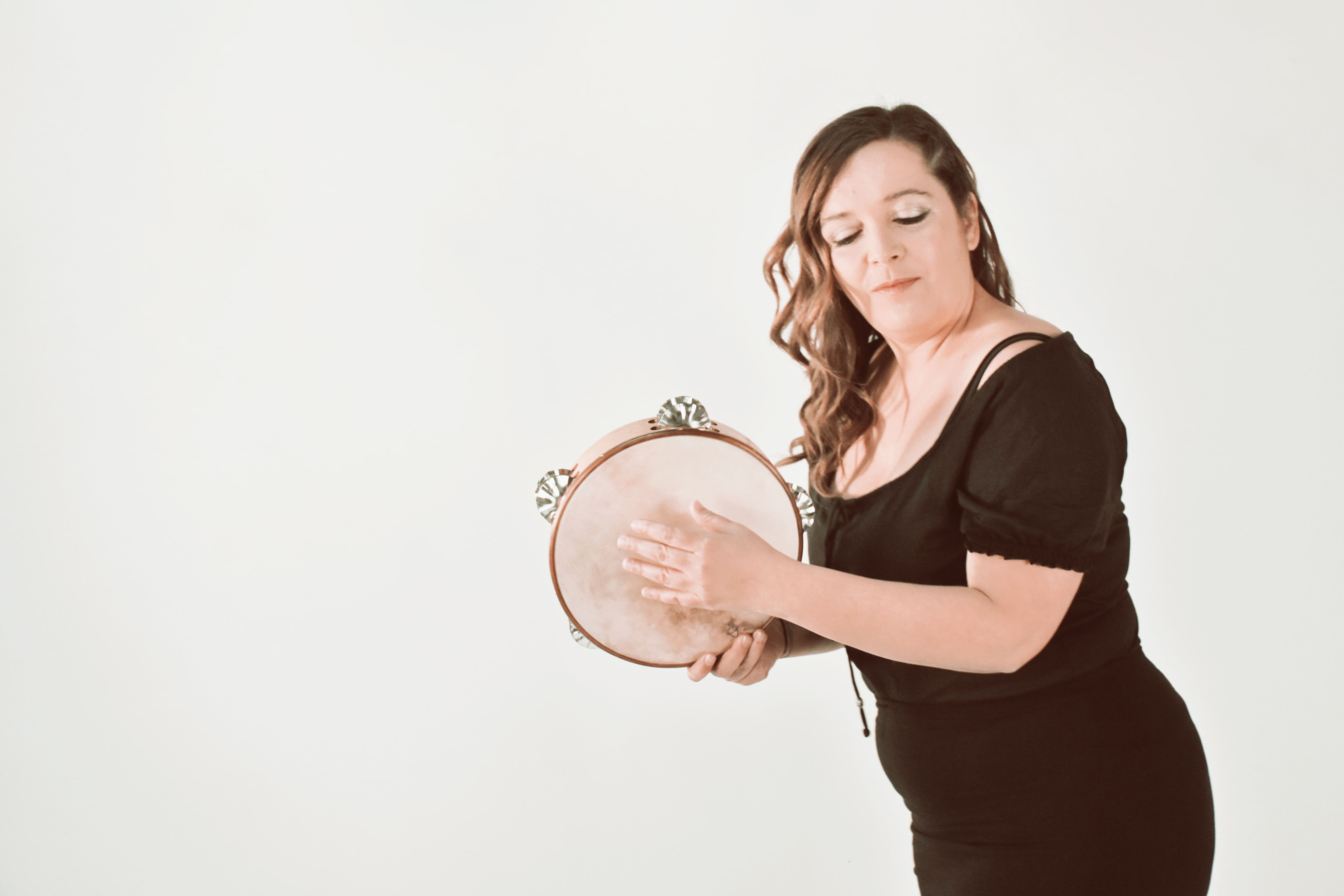 Coa pandeireta na man