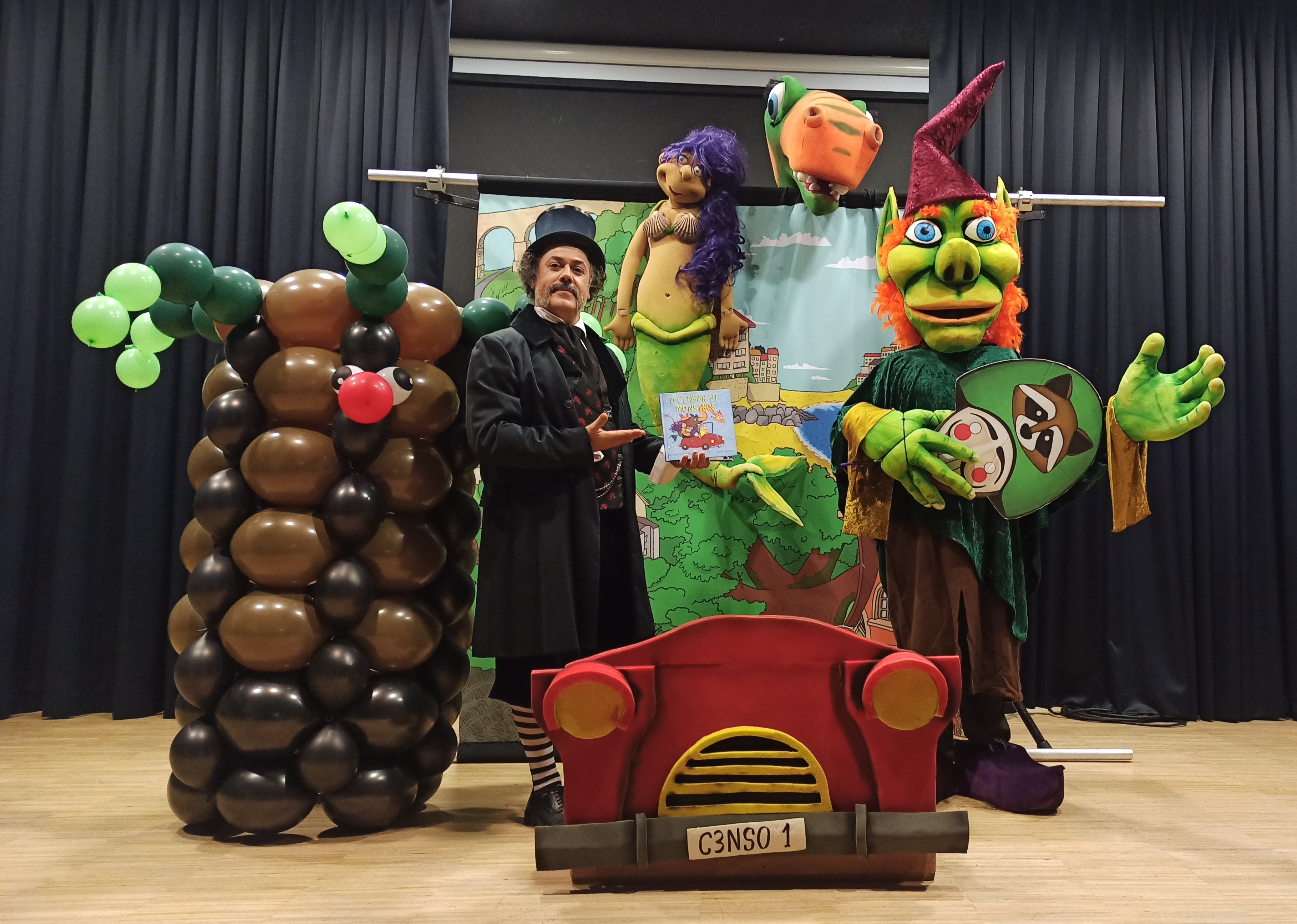 O CENSOR DE MONSTROS