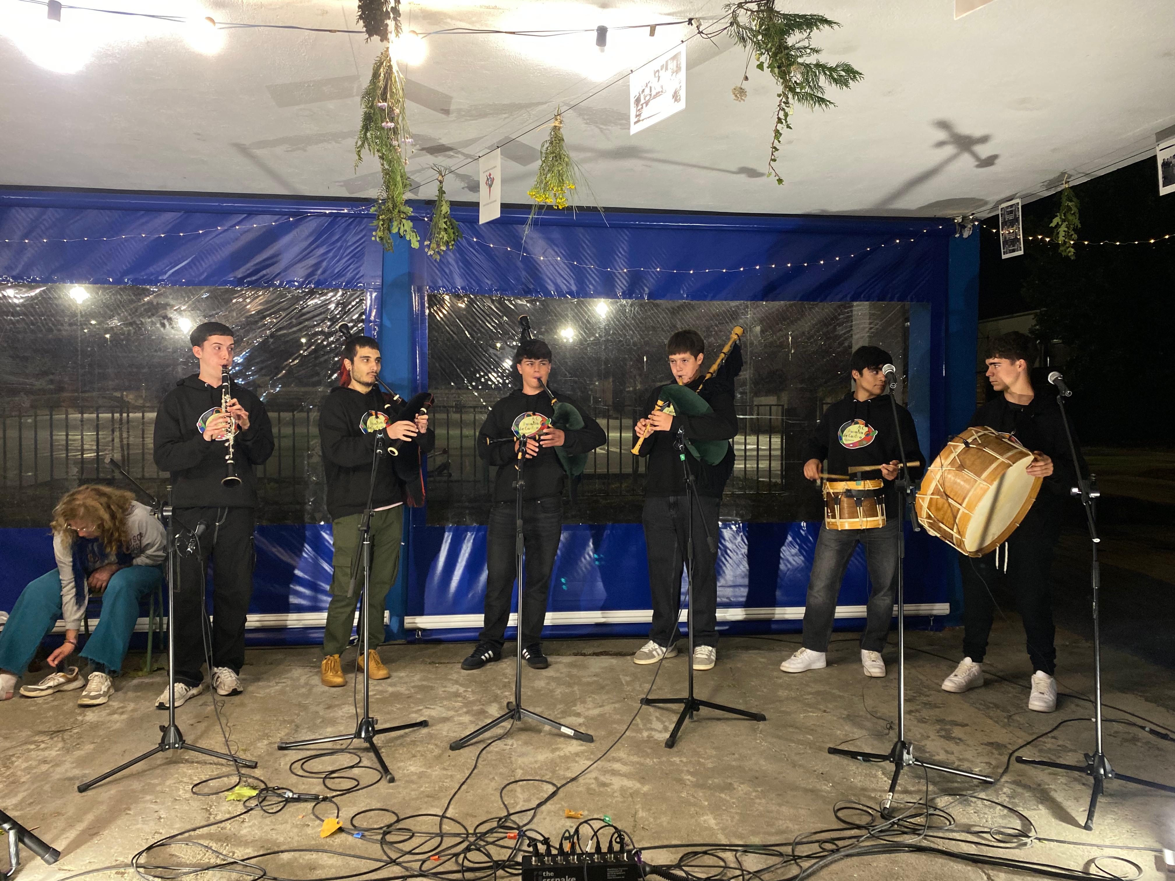 CHARANGA DE GAITA DA ASOCIACIÓN CULTURAL ROSALÍA DE CASTRO