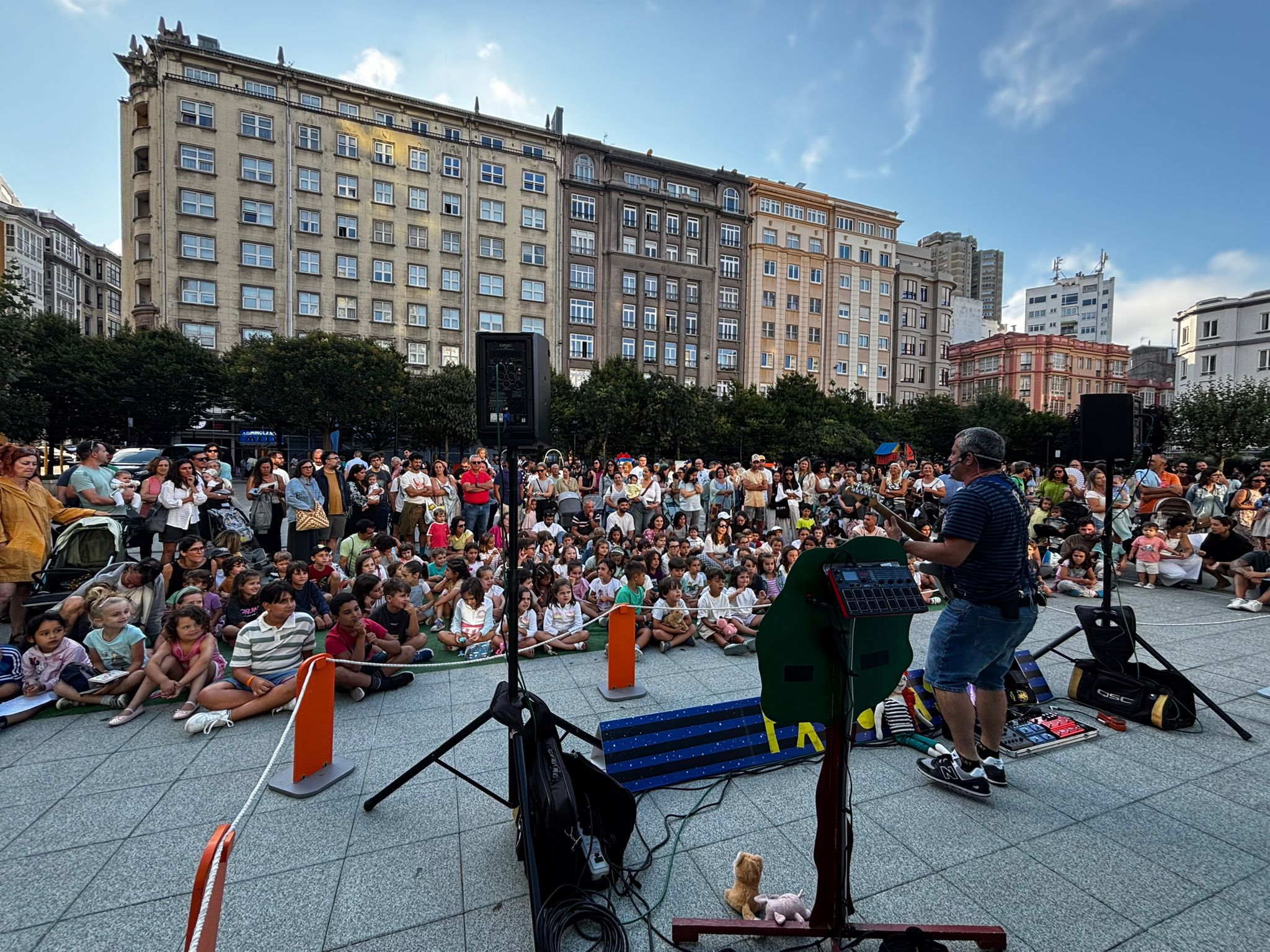 UN, DOUS, TRES... MÚSICA!