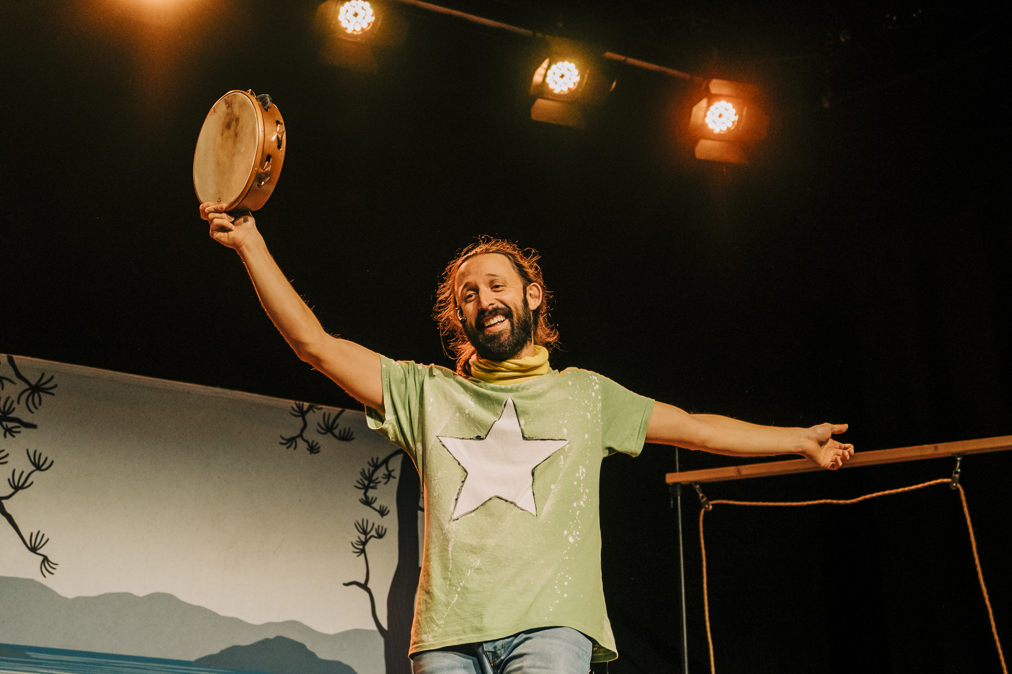 COMISIÓN DE FESTAS-NOVO ESPECTÁCULO